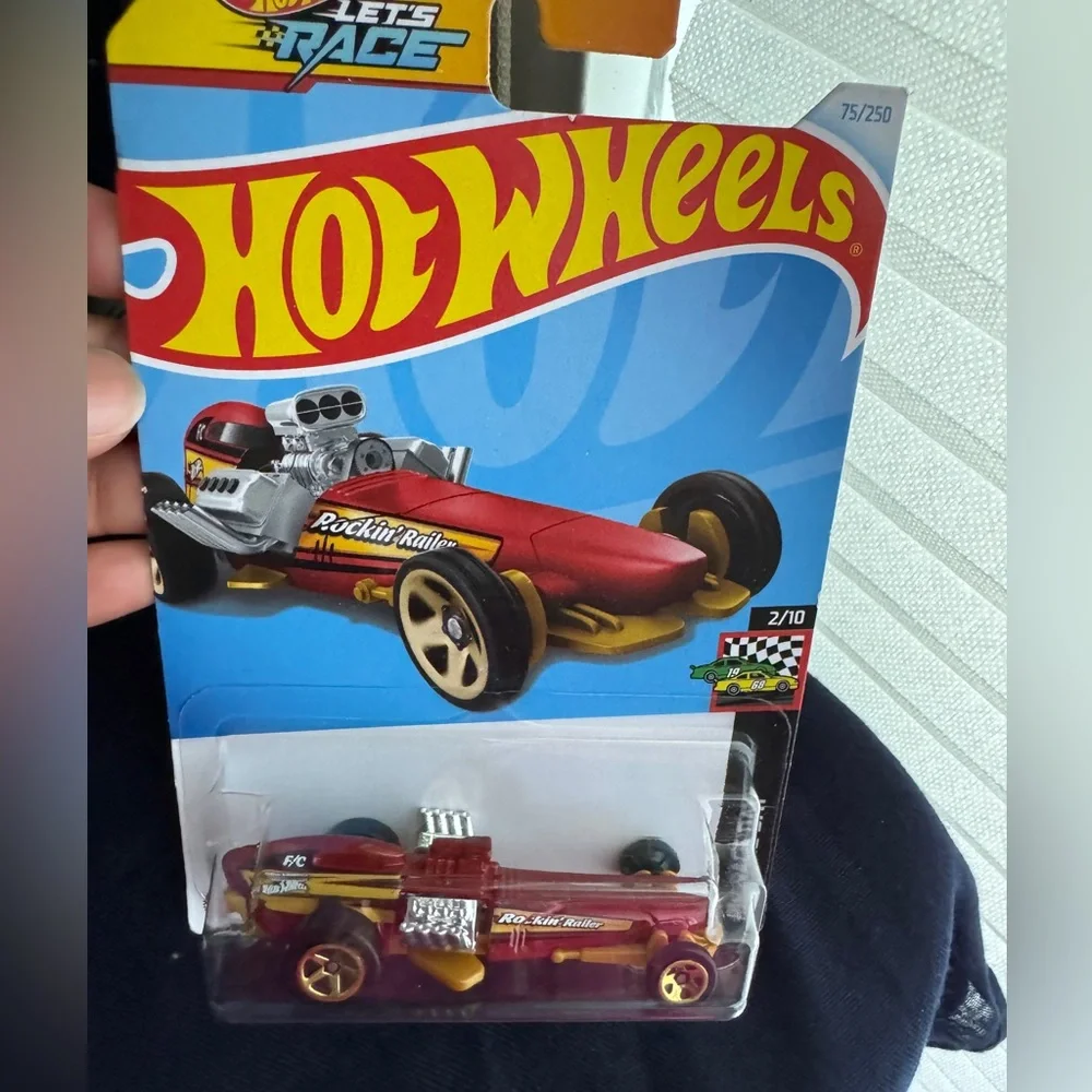 Hot Wheels Rockin Railer Racing car ๐๏ธ - Picture 1 of 4